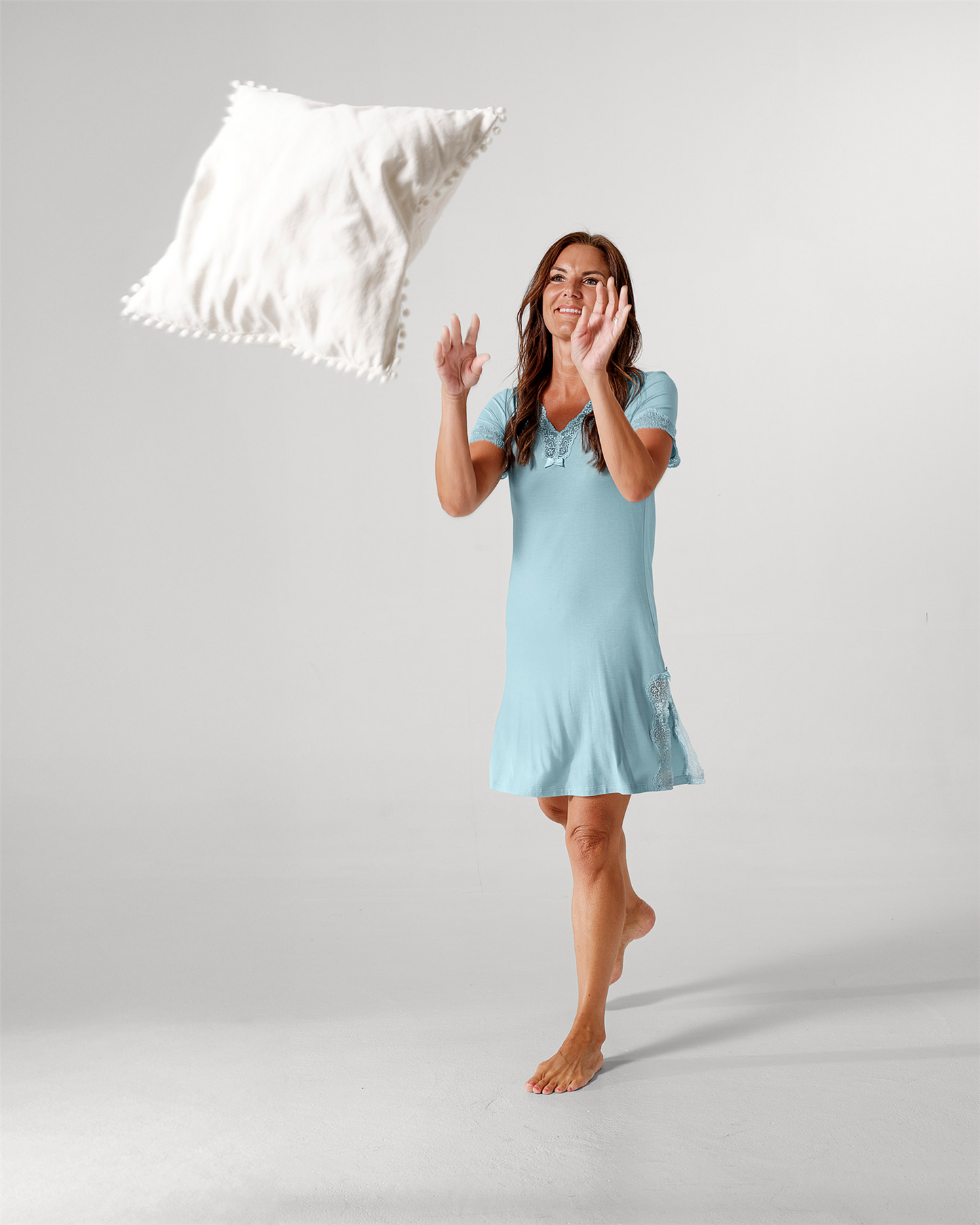 Nattkjole med blondedetaljer Lyseblå