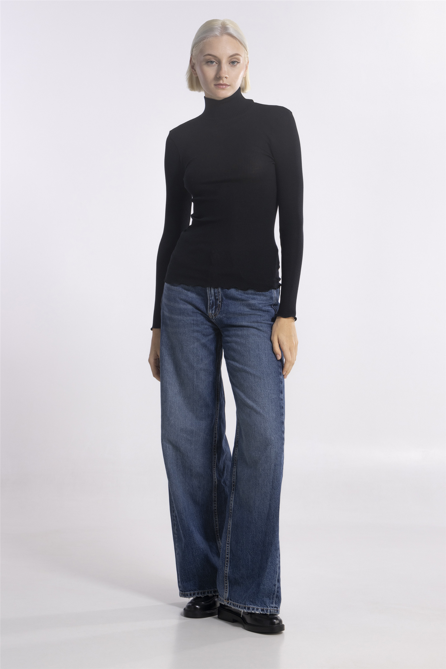 Ull silke top ribbestrikk polo Black