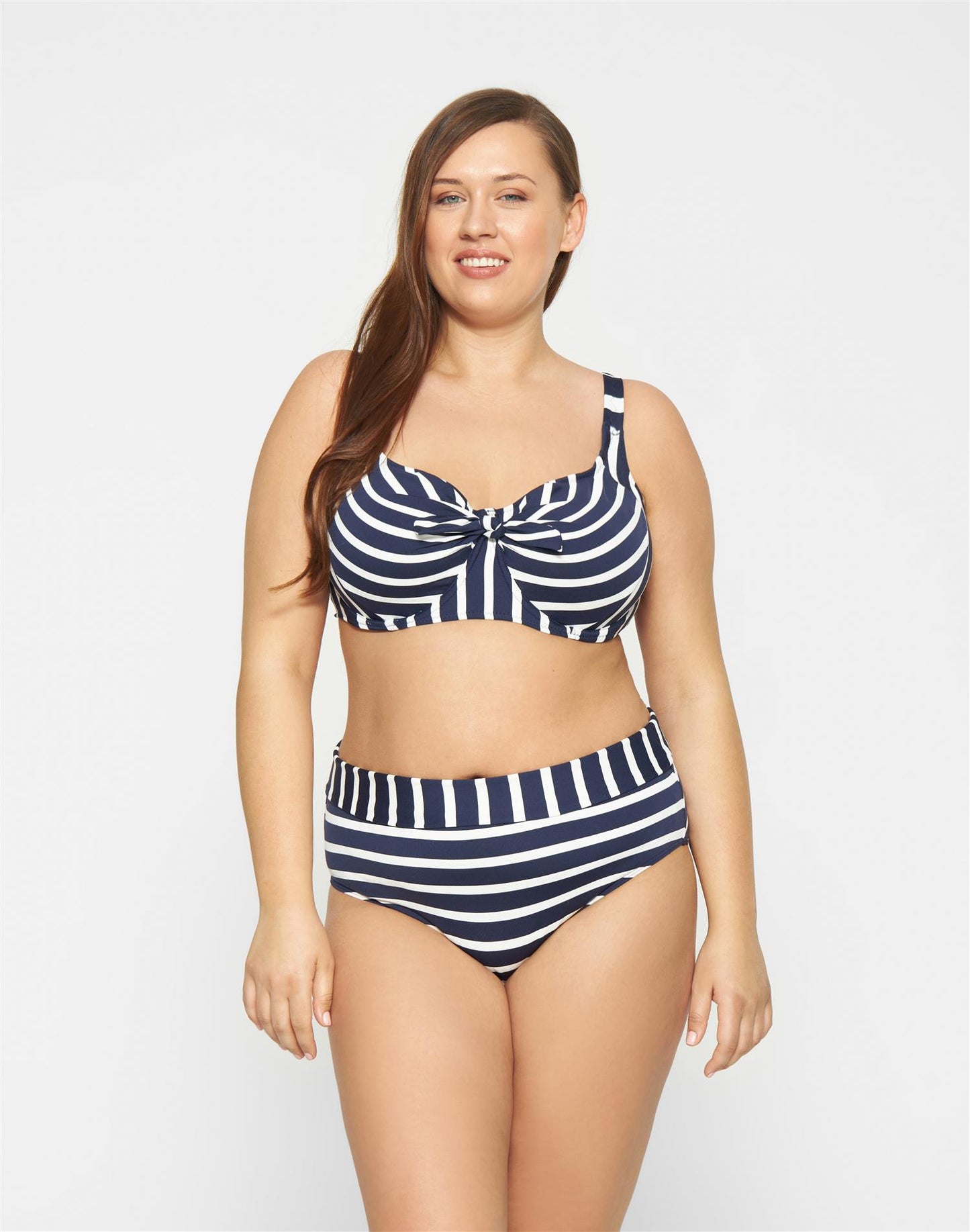 DOLLY bikinitopp med spile uvattert Navy