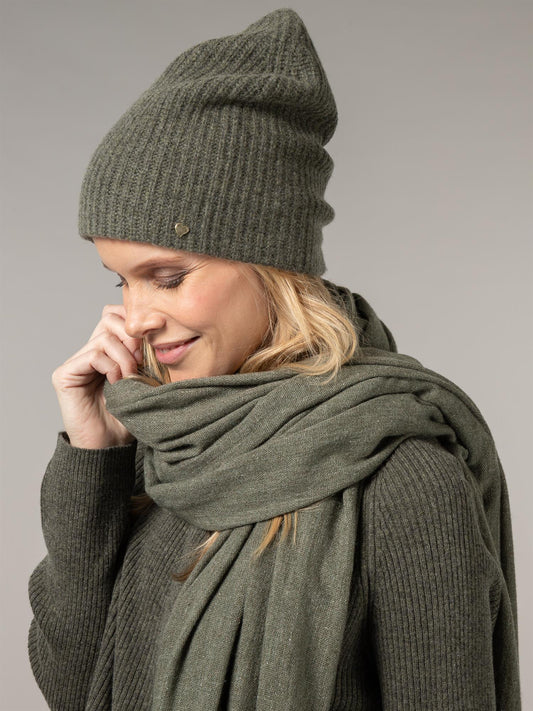 Chloe Hat strikkelue Tilbud