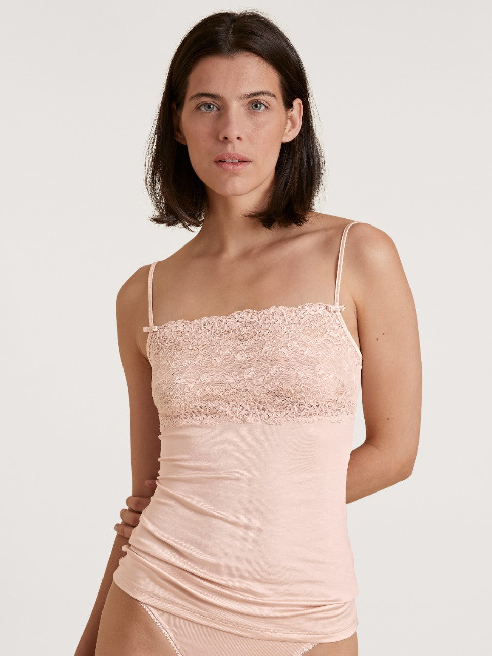 Spaghetti-Top med blonde Lace Parfait Pink