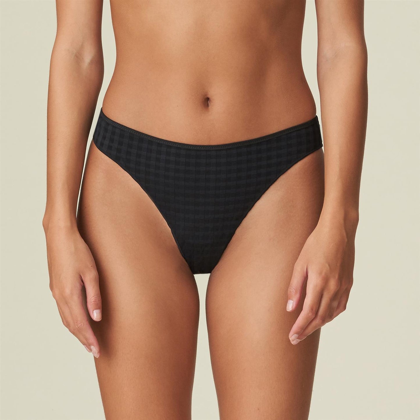 Avero Tanga String Black